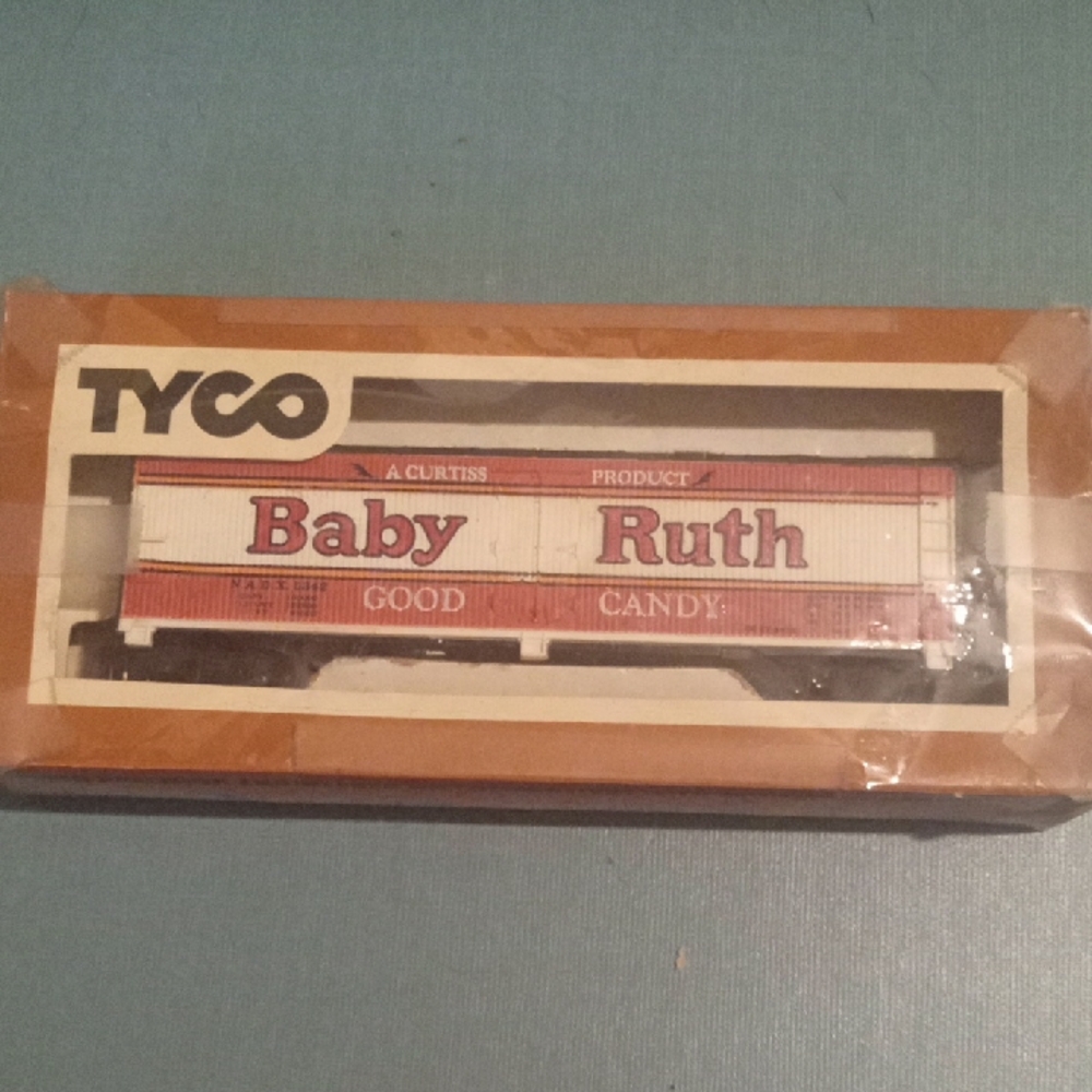 Tyco Billboard Reefer- Baby Ruth